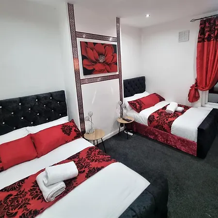 Holiday home *a!s* Setup For Your Amazing Relaxed + Free Parking + Free Fast Wifi * *