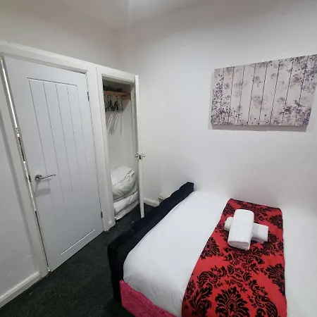 *a!s* Setup For Your Amazing Relaxed + Free Parking + Free Fast Wifi * * Leeds (West Yorkshire)